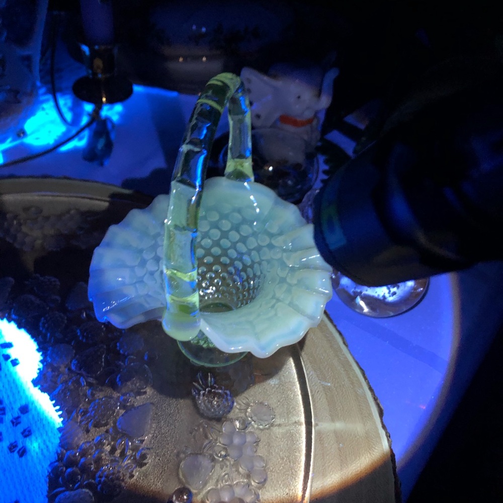 Fenton French Opalescent Hobnail - Picture 4 of 4
